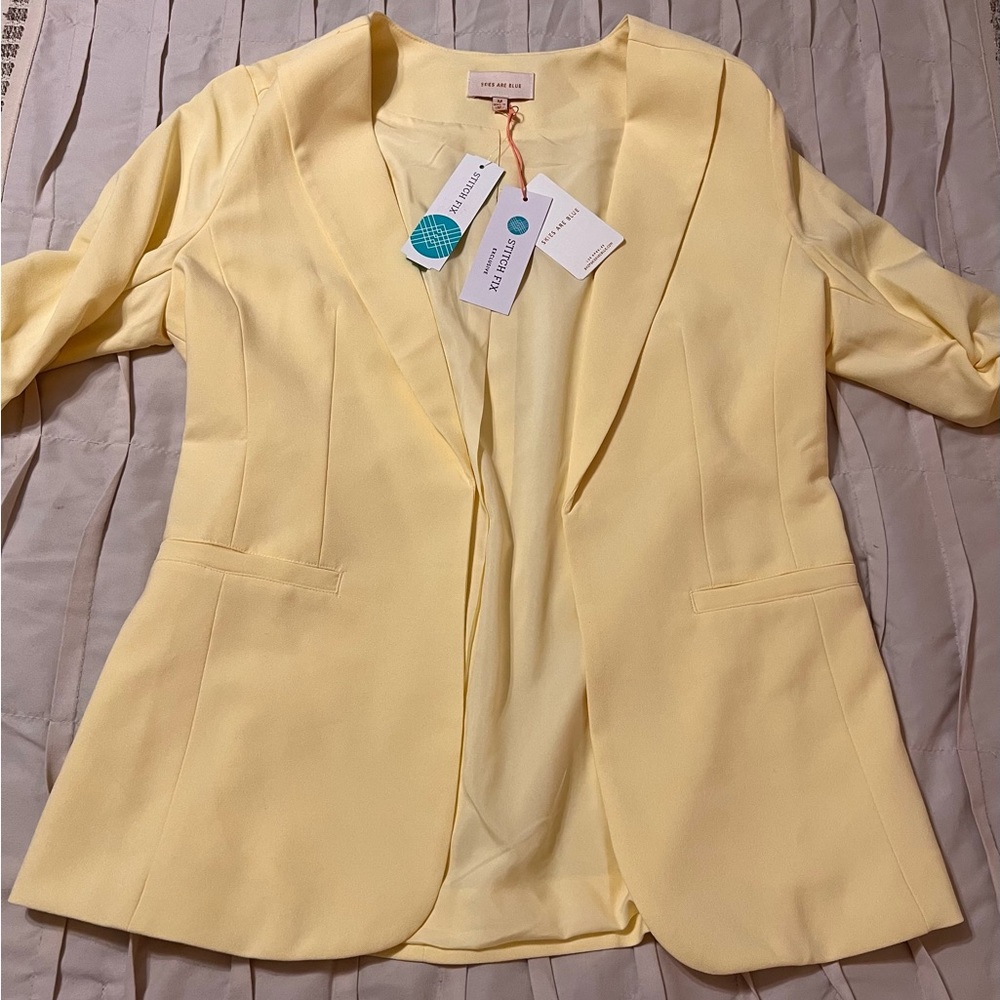 Stitch Fix Skies Are Blue Raja Collarless Blazer in Pale Yellow Size Medium